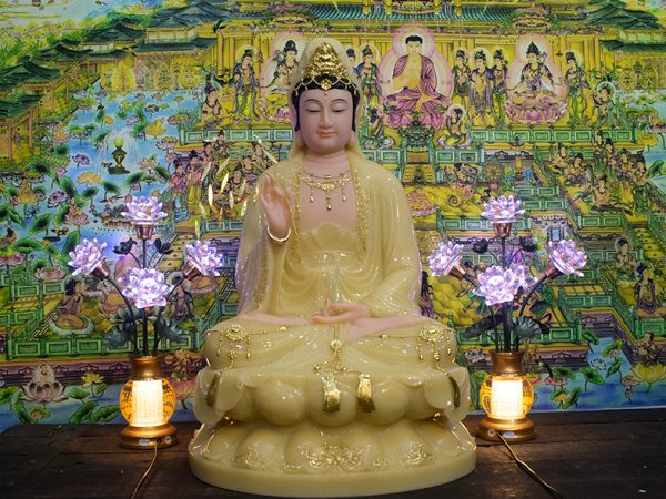 Tượng Phật Quan Âm