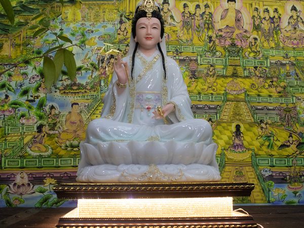 Tượng Mẹ Quan Âm Diệu Thiện bột đá cao cấp
