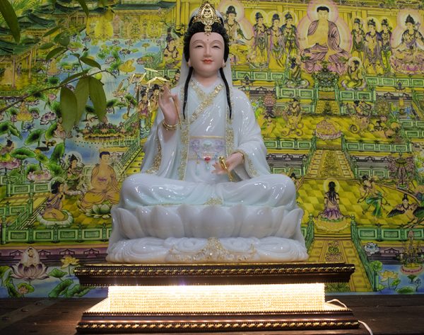 Tượng Mẹ Quan Âm Diệu Thiện bột đá cao cấp