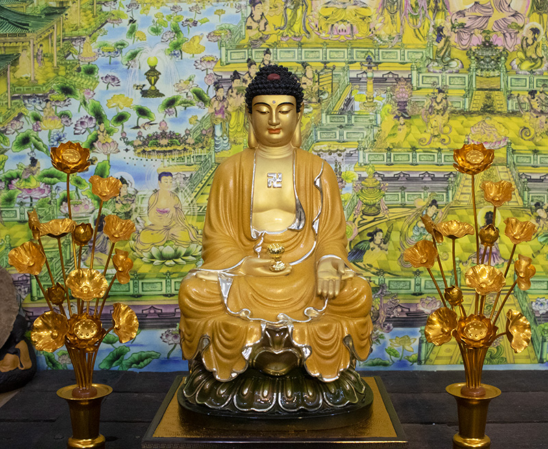 Tượng Phật A Di Đà đồng vàng