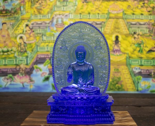 Tượng Phật Dược Sư đế kim cang lưu ly có hào quang