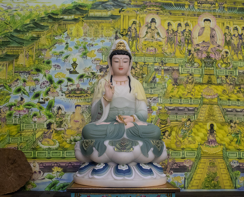 Thờ Quan Âm Mang Lại Điều Gì