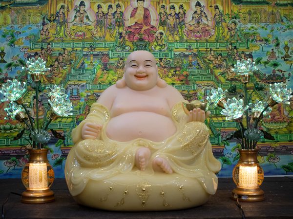 Tôn tượng Phật Di Lặc bằng bột đá thạch anh viền vàng 19in 48cm