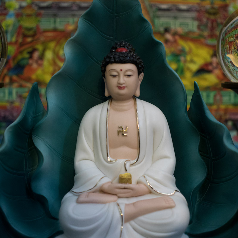 Tam Thế Phật tự tại