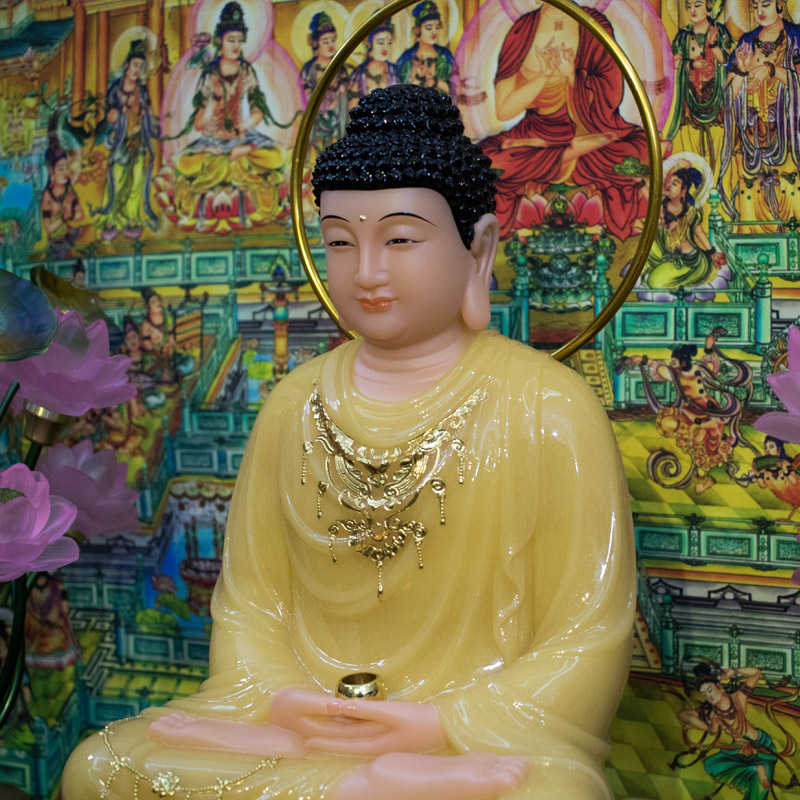 Phật Thích Ca ngồi