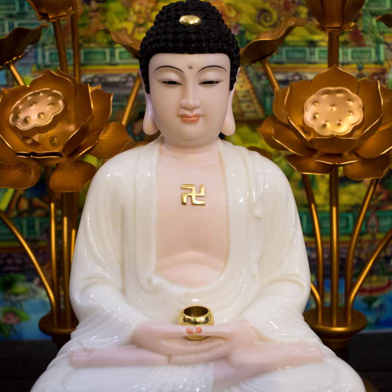 Tam Thế Phật ngồi