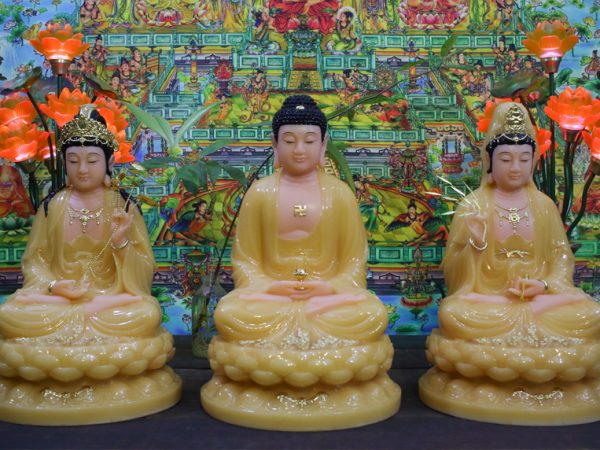 Bộ tượng Tam Thế Phật bằng bột đá thạch anh viền vàng 40cm