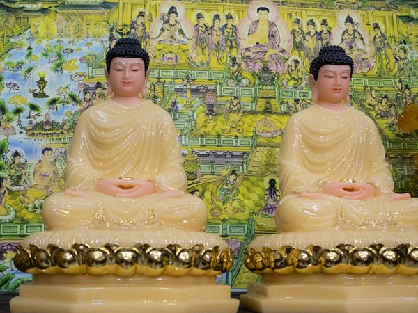 Tượng Thích Ca Tĩnh Tâm Thạch Anh Viền Vàng