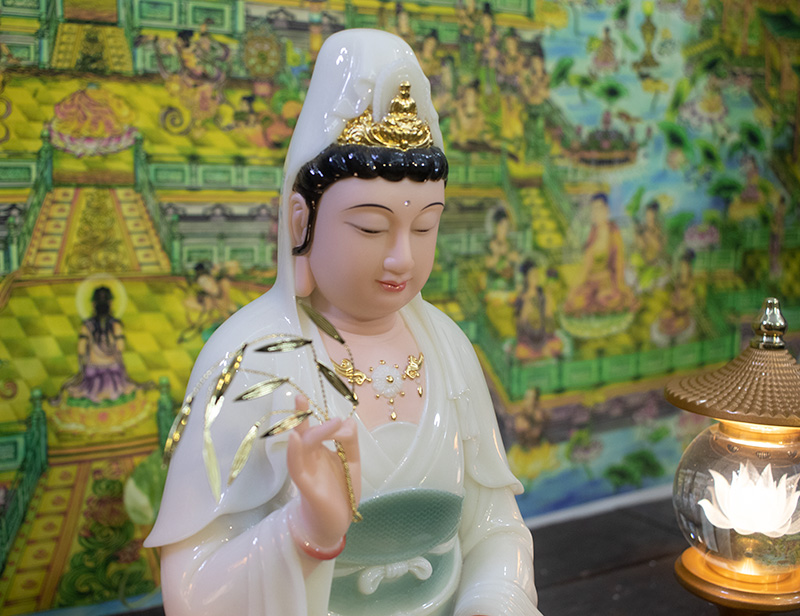 tượng Phật Quan Thế Âm