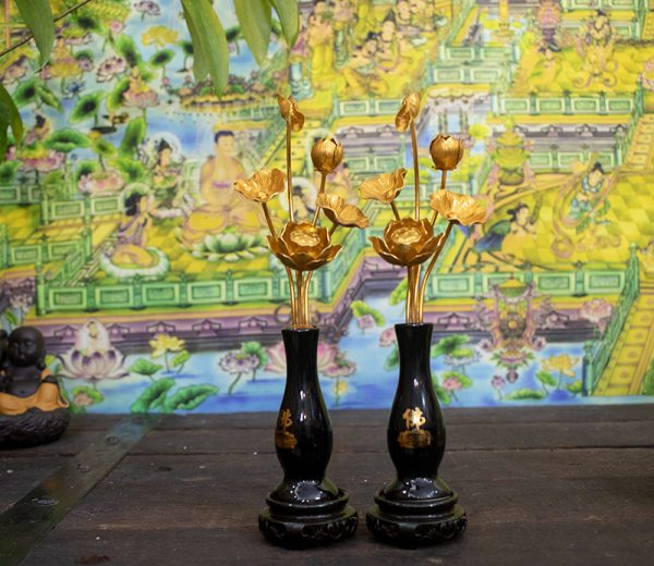 Hoa Sen Đồng Xi Vàng dâng cúng Phật bình bằng sứ 28cm