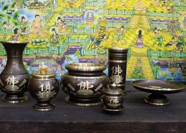 Bộ đồ thờ bằng đồng - Bộ vật dụng thờ cúng đẹp